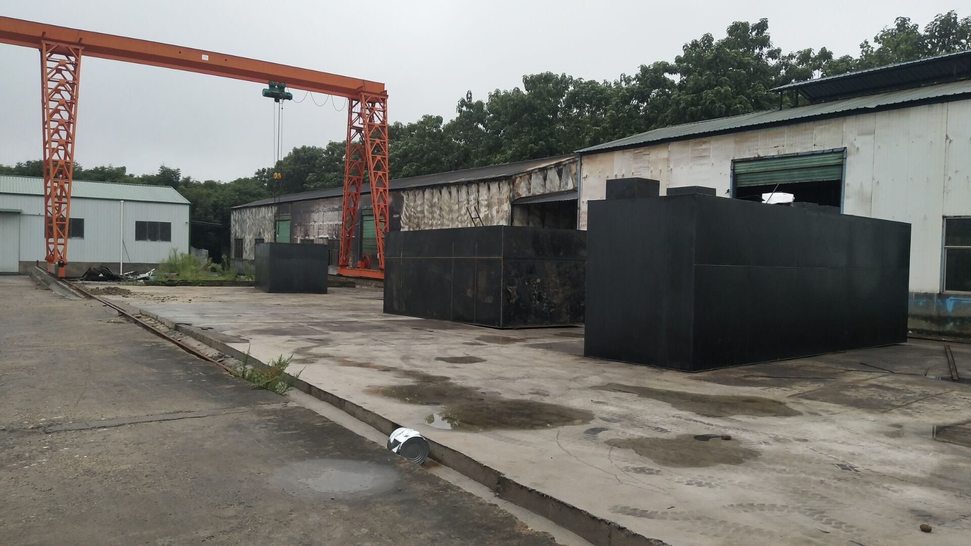 恒坤环保设备公司一体化设备陆续制作中
